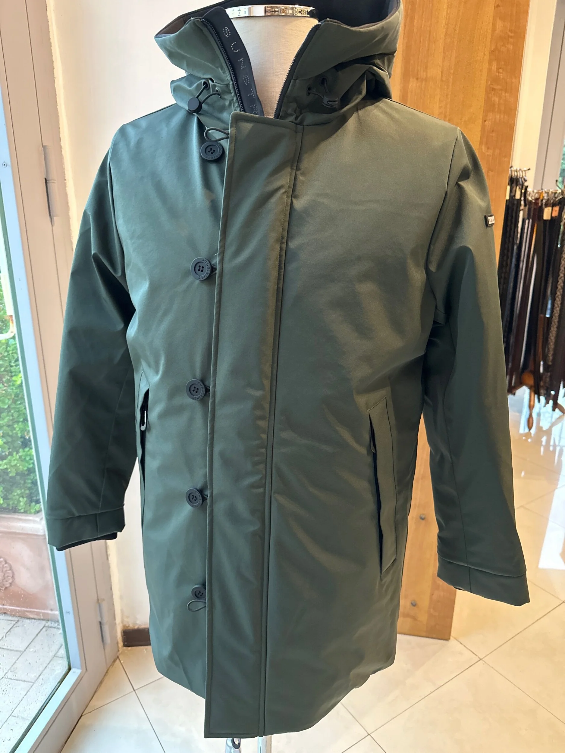 0213C100-6F4B-47CE-8B8C-DC439D9942E3