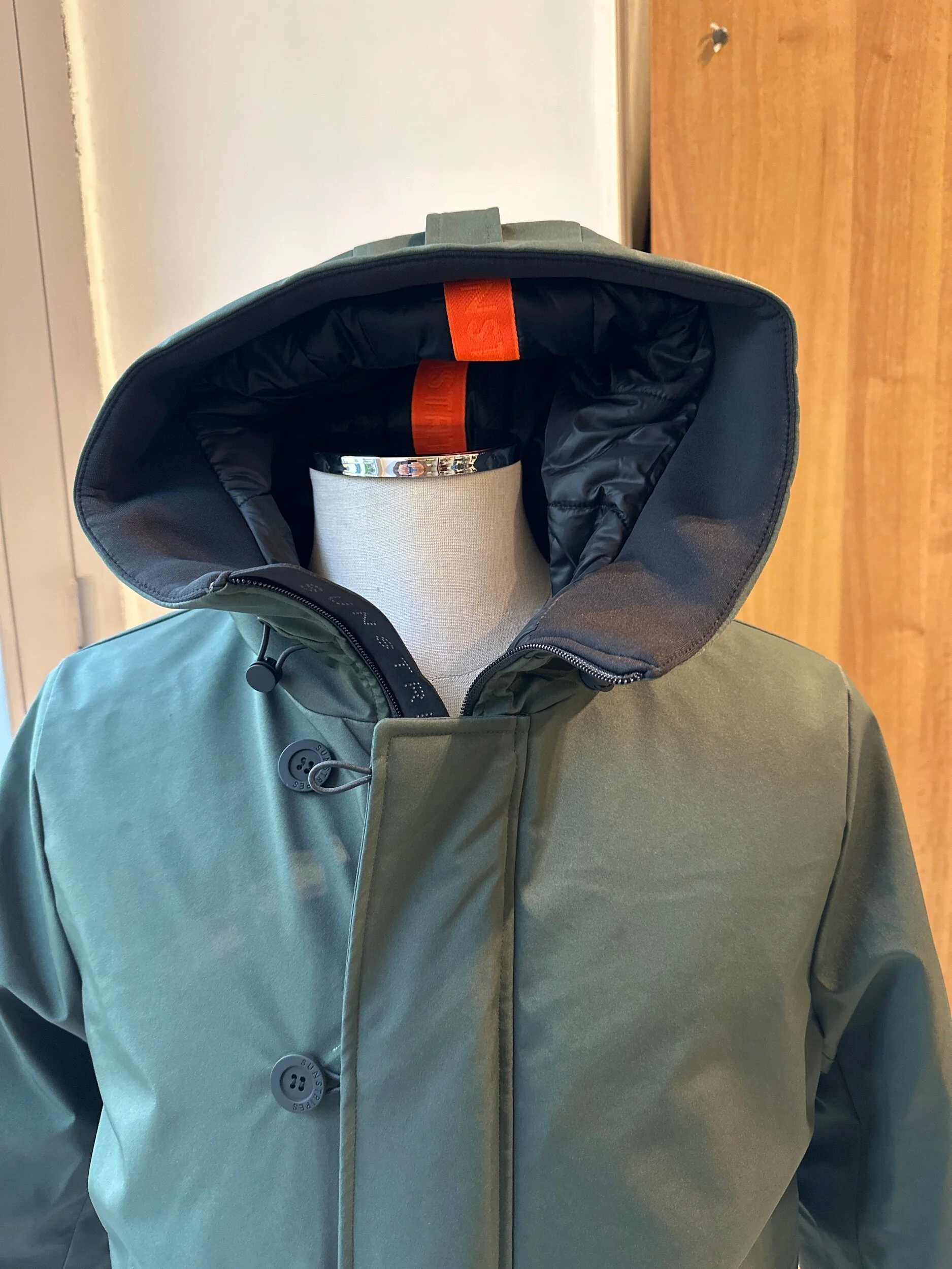 4960F7C6-68EC-4594-8BA3-1B71D8636527