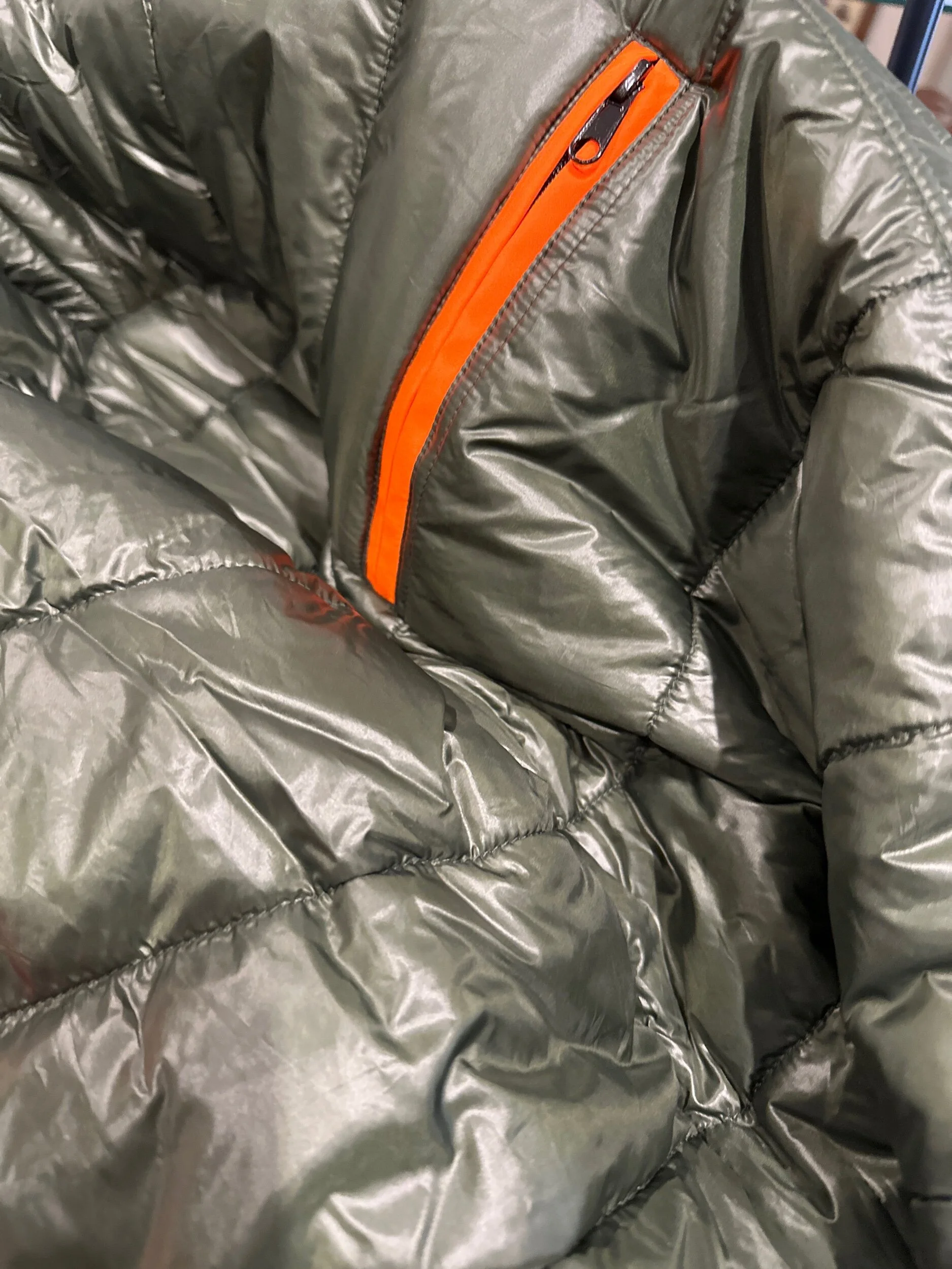 F07D748A-B906-45EB-A66F-B87E7AD332A3