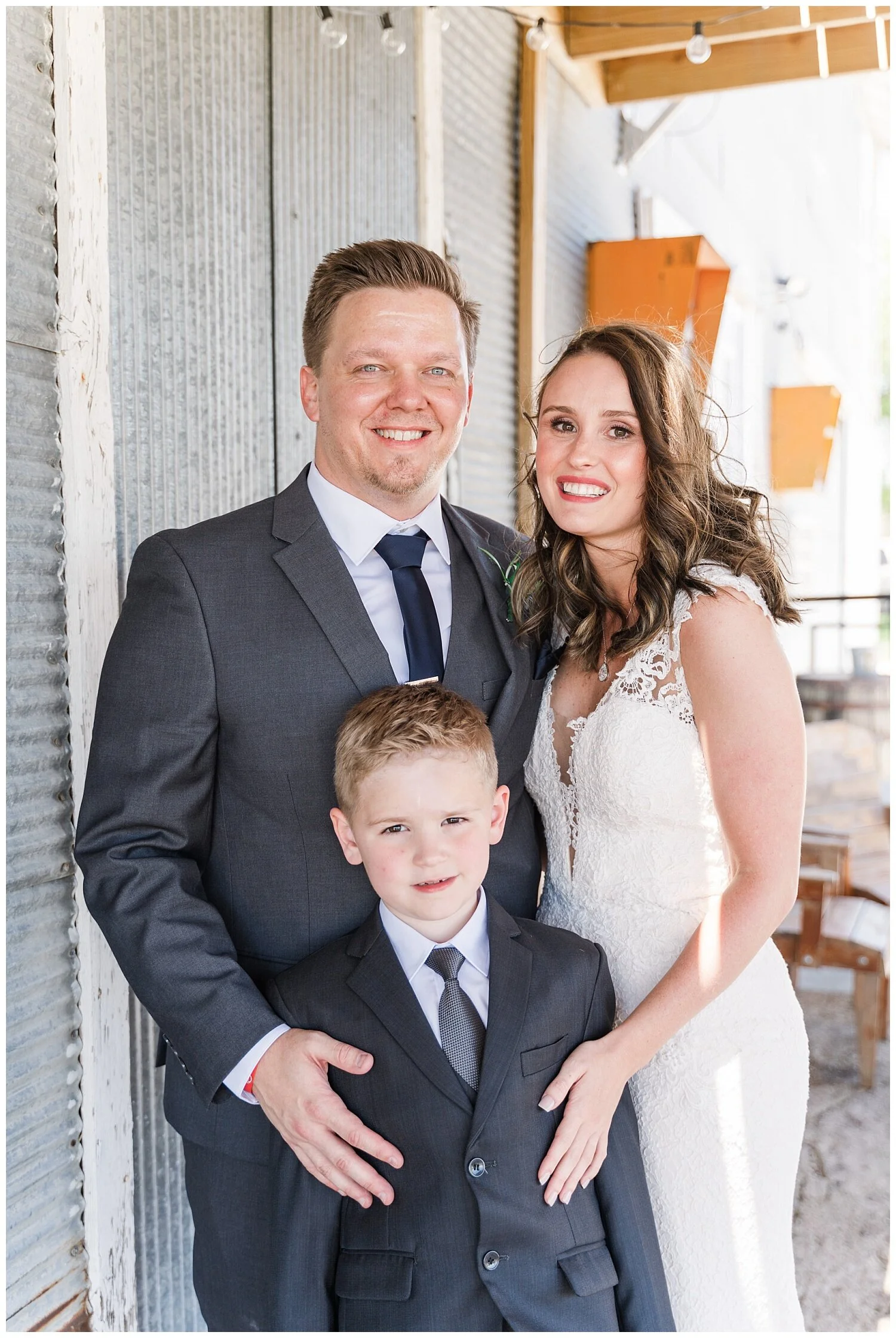 Rustic Elegance Wedding at 4 Generations Barn — Linsey Huffaker ...