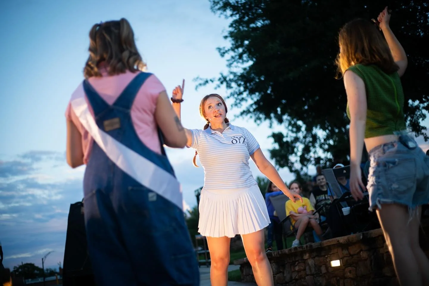 One last performance of THE COMEDY OF ERRORS [Remix] before we say &ldquo;bye, bye, bye&rdquo; 😢

Tonight at 7:30 pm in Carolina Wren Park enjoy our final FREE performance &mdash; presented in partnership with @cityofanderson. The weather&rsquo;s lo