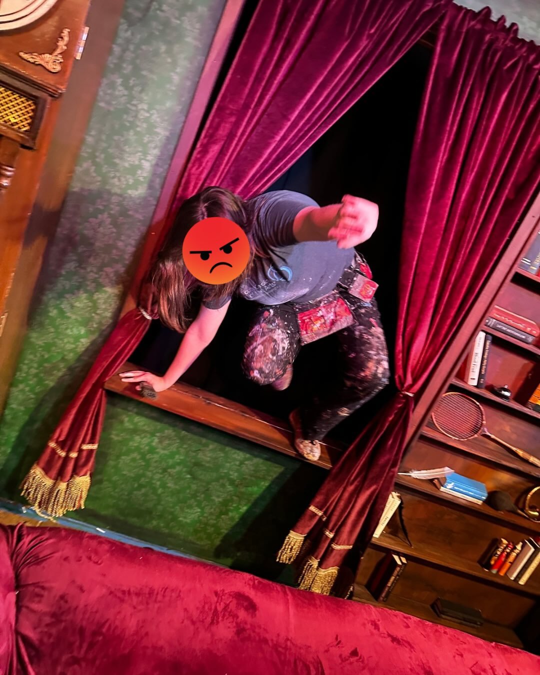 The Play That Goes Wrong features the largest set ever built in Market Theatre. Please applaud this feat.

This being the case, it also includes the most painting ever needed. The Market&rsquo;s usually benevolent scenic artist, Alexis, attacked when