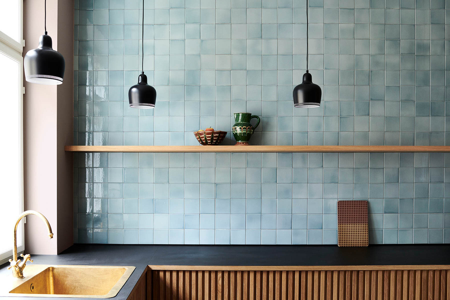 Tiles glazed with 'Blue Smoke'