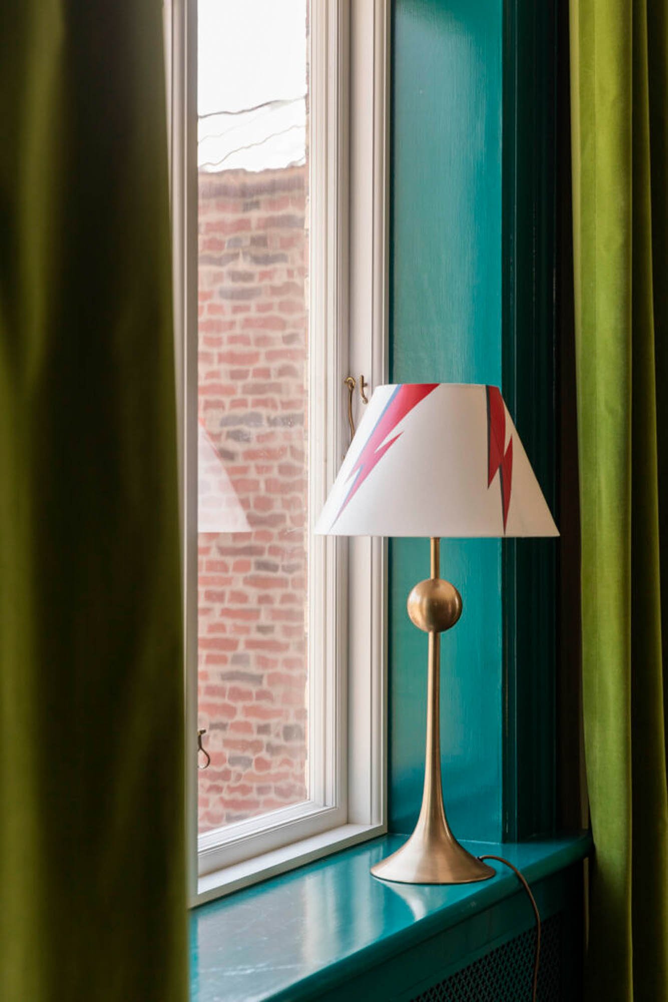 Window sill painted with 'Velvet Green'