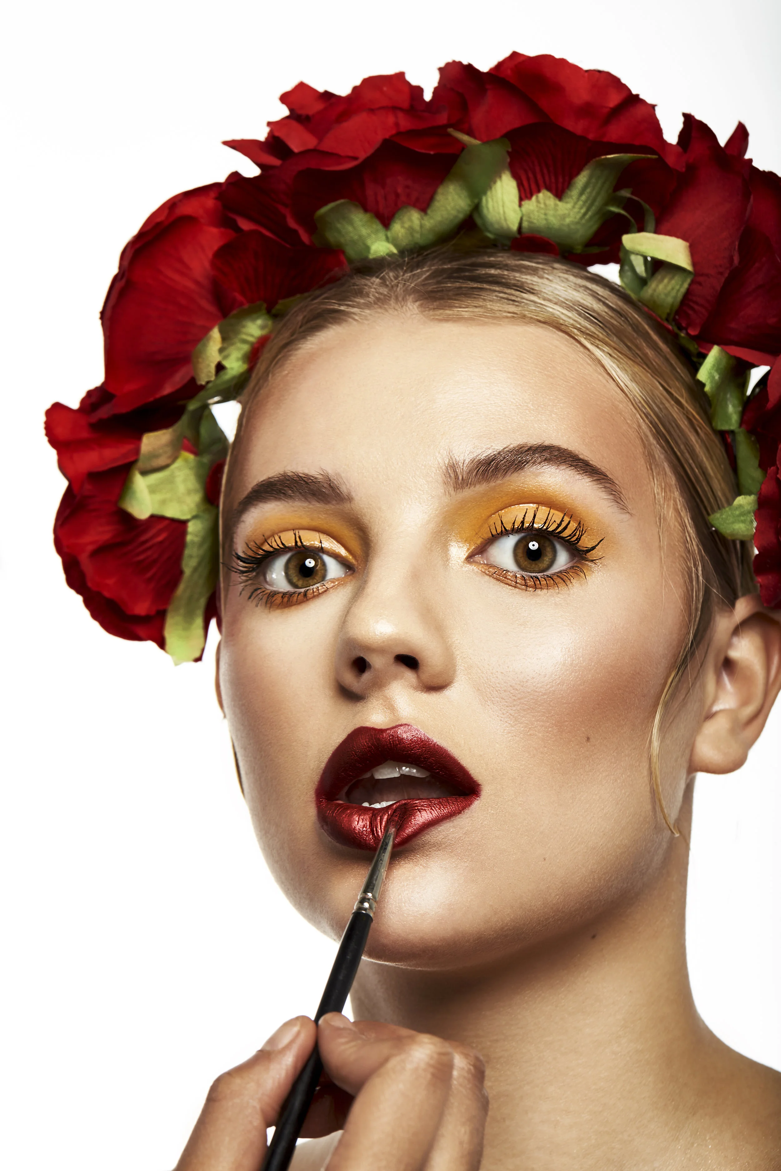HS_Beauty_Test_Gab_Brush_1.jpg