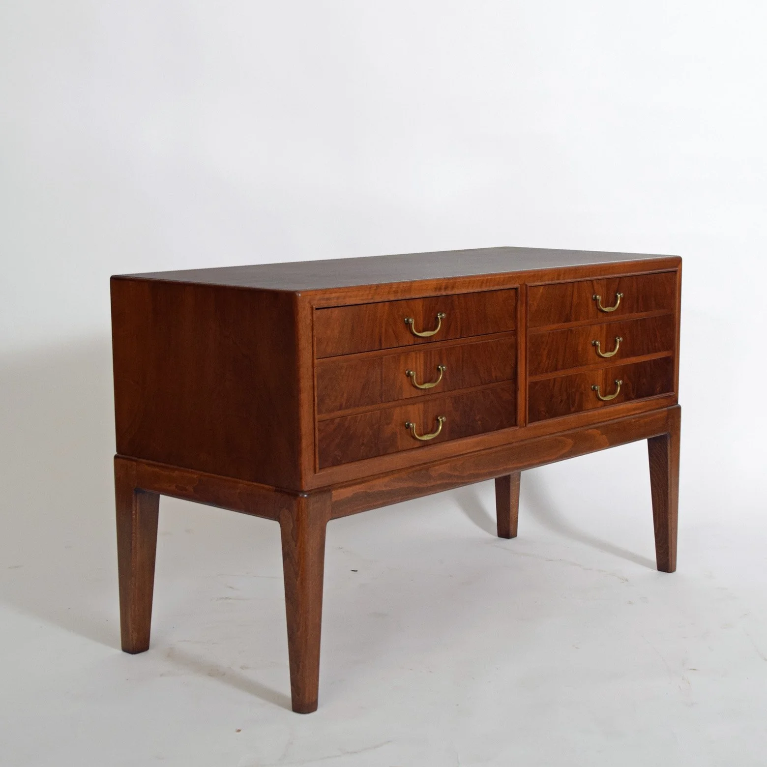 le chest 4.jpg