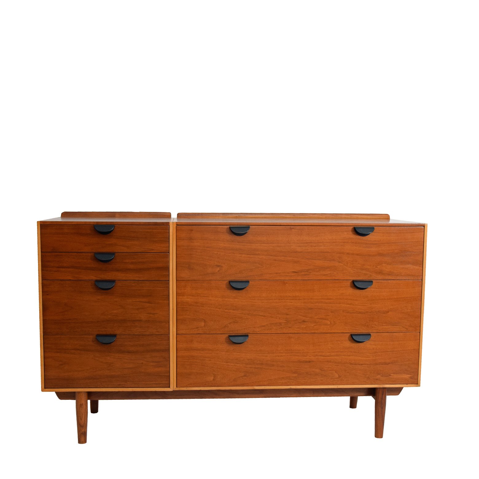 juhl chest 1.jpg
