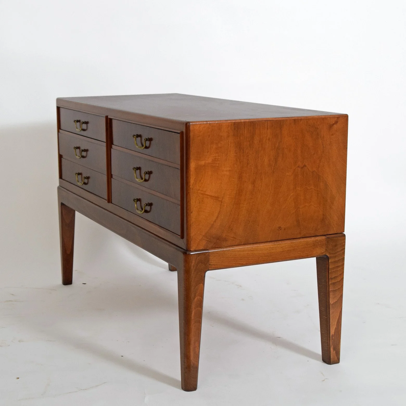 ole chest 4 .jpg