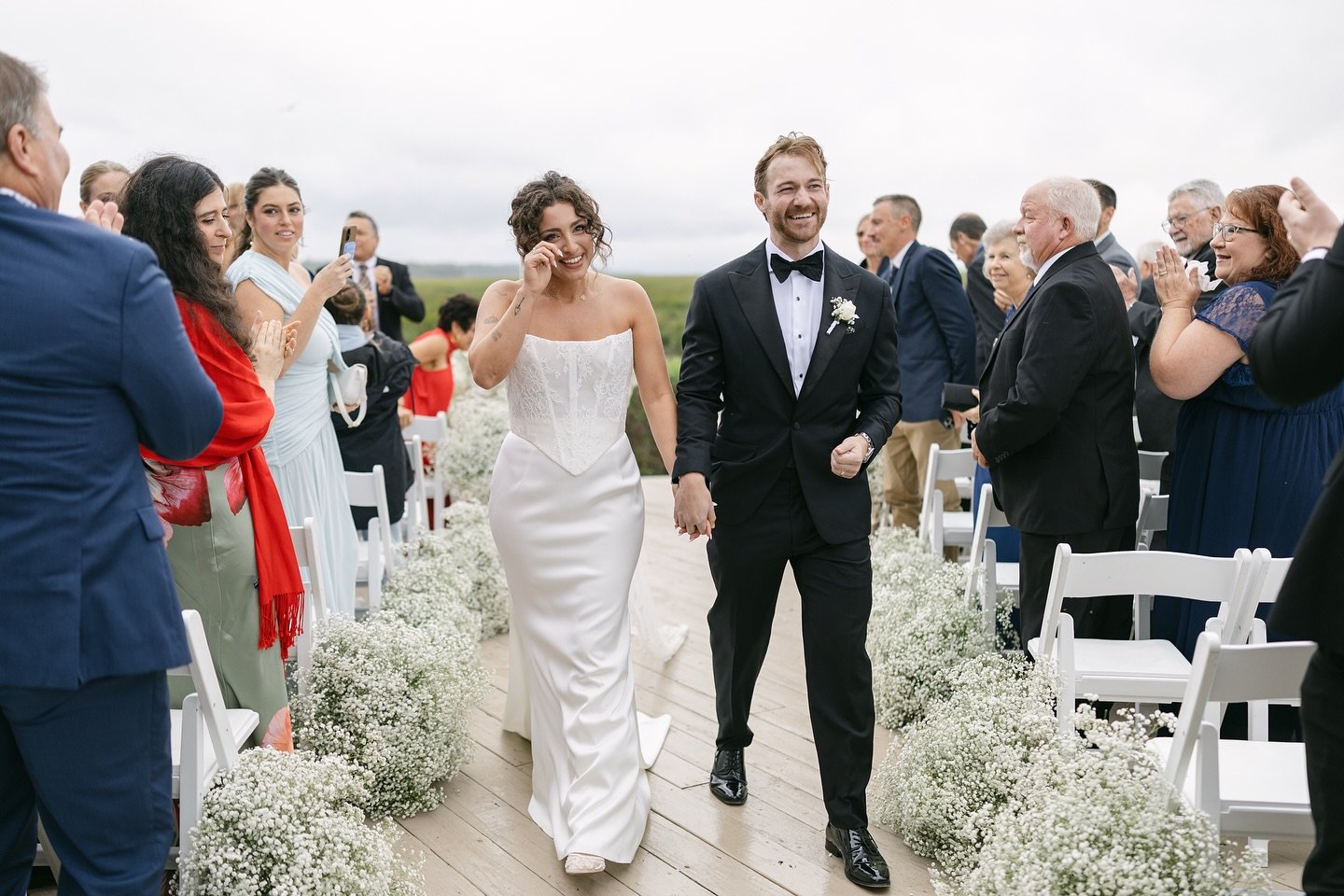 Madi and Dylan&rsquo;s October wedding was beautiful in every way! We love this time of year for the cooler temps, perfectly timed sunsets, and golden hues just starting to show in the marsh grass. 

📸 Devoss Photography