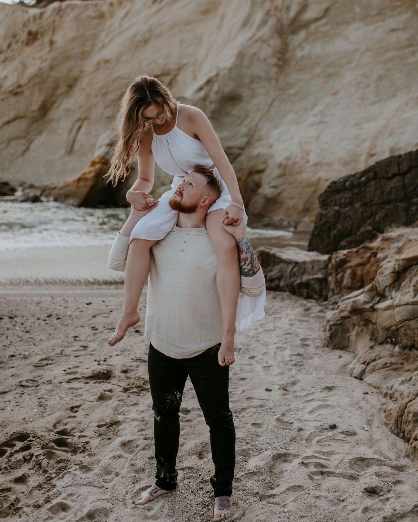 These two got married this last weekend and it only feels fitting to actually share their engagement session on my feed before the most perfect wedding day. 😭❤️

Kaylee and Tyler, I just love you two. You are some of the most genuine and kind people