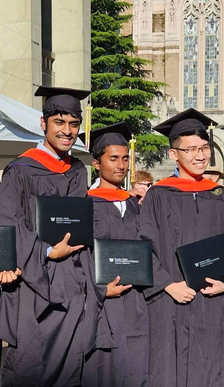 Congratulations to our Masters graduates! 