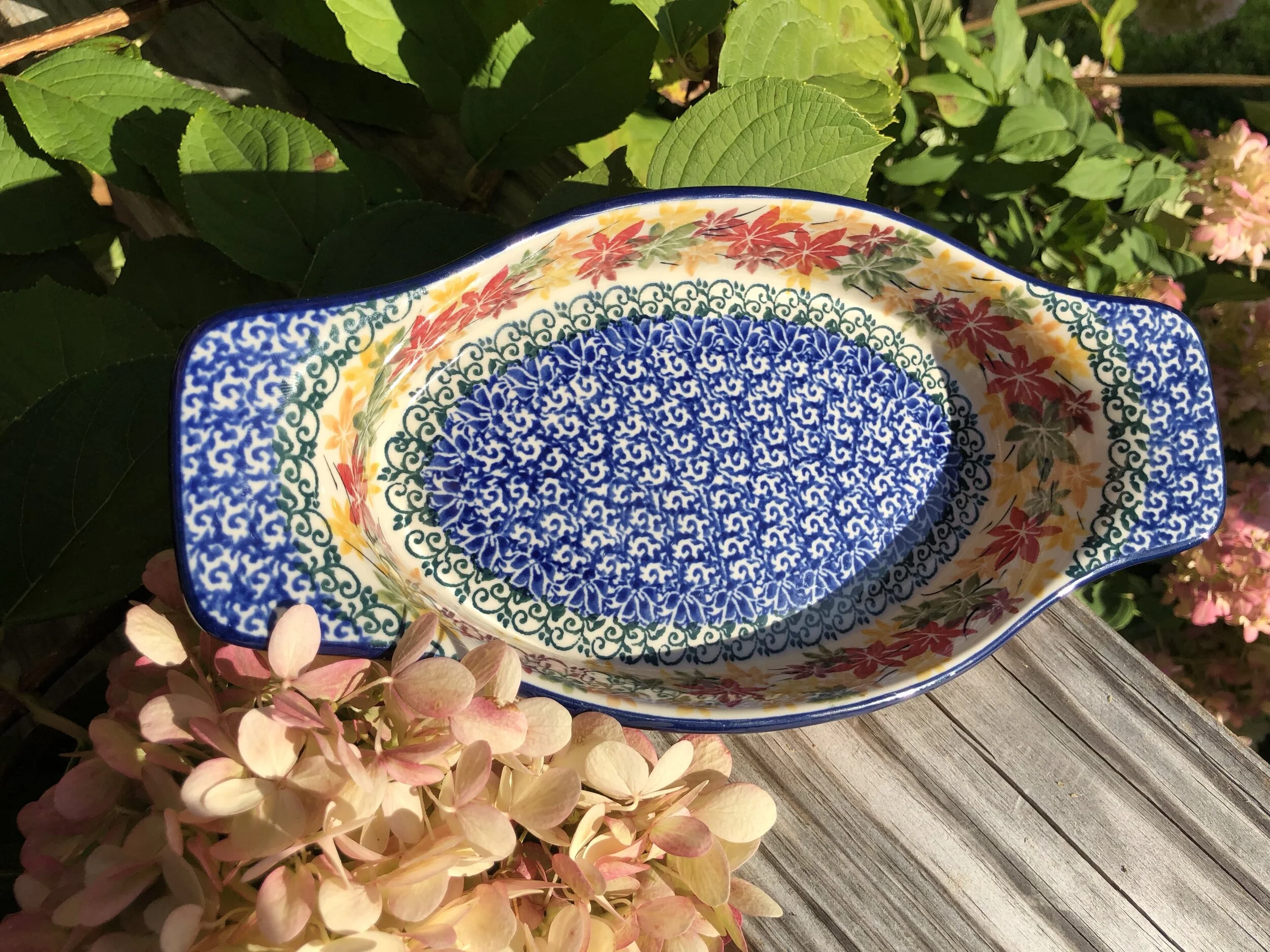 Maple Leaf Oval Casserole Dish Ceramika Artystyczna 
