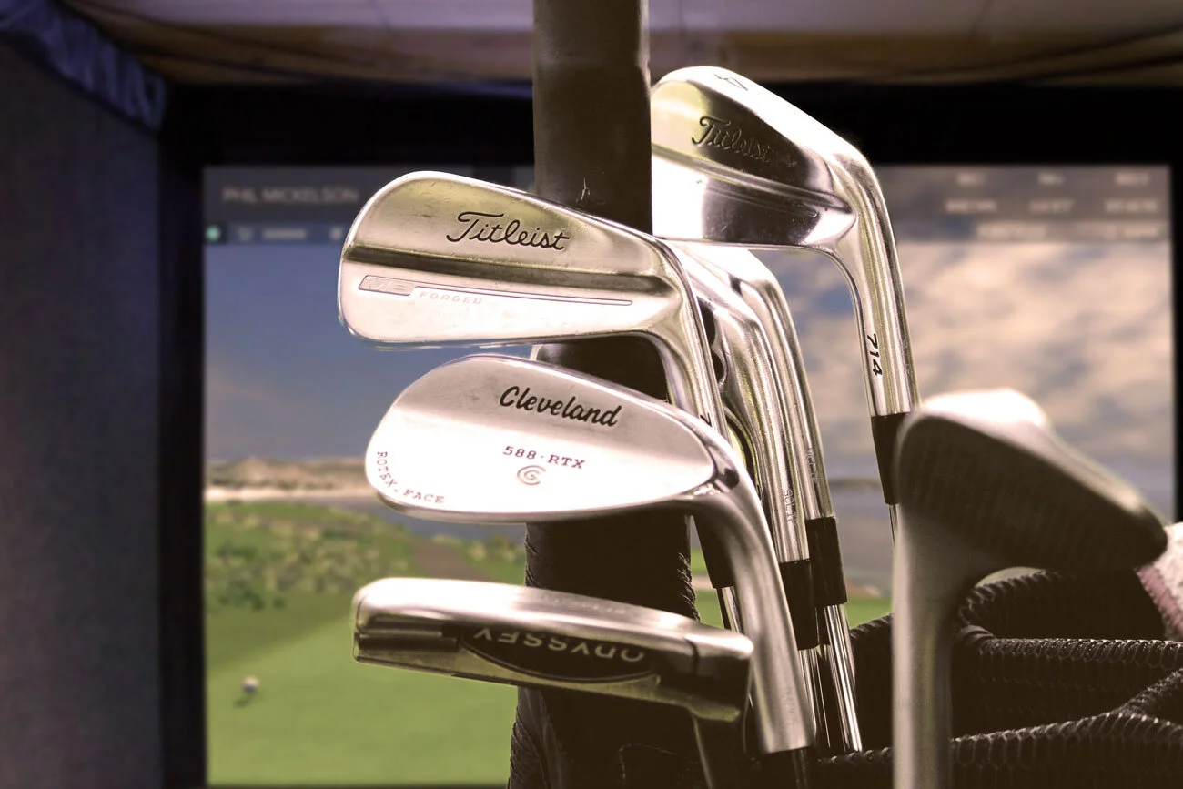 simulator-with-clubs.jpg