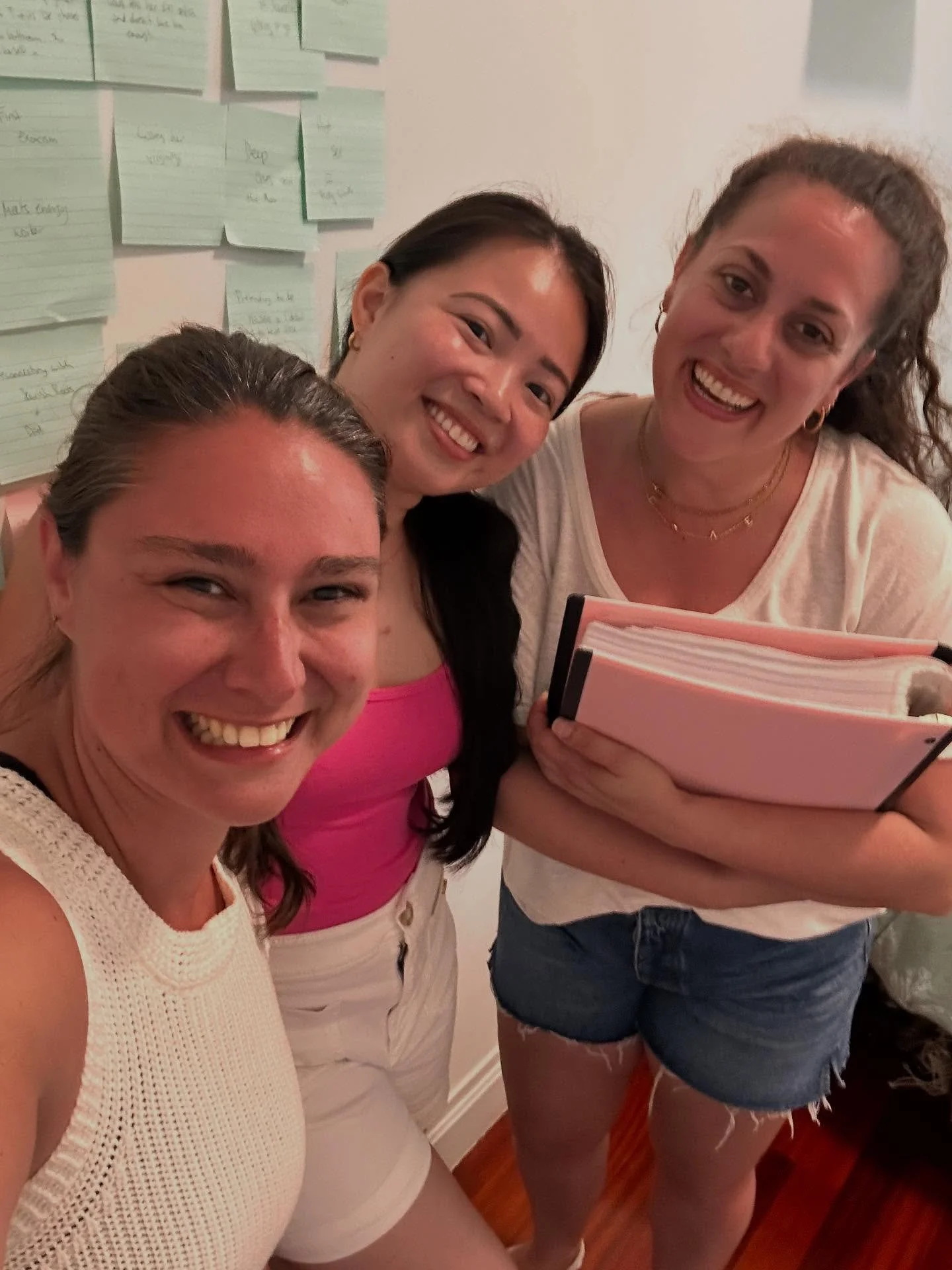 Gratitude.  Change.  Up levels&hellip;. Quantum leap after quantum leap.  New mentors.  New teachers.  New bodies of work.  Beach houses with best friends.  Soul family.  SO MUCH SOUL FAMILY 🥹❤️

Death. 🖤 
Letting go of my OG business. 🥴 Releasing