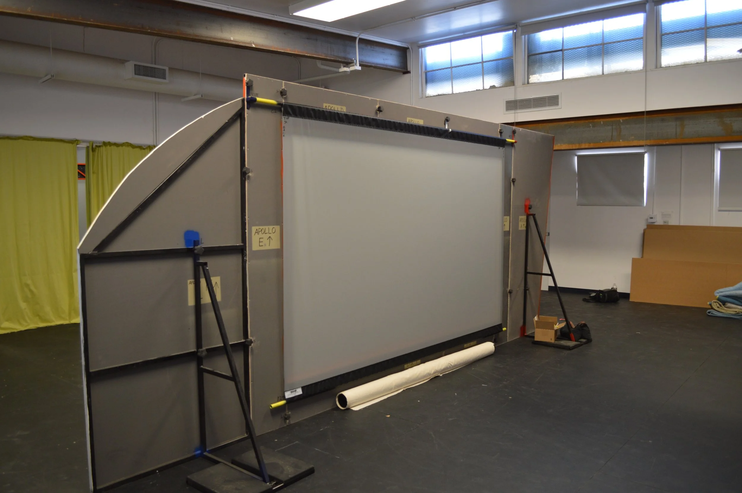  This set was built for travel, using knobs and inserts it can be quickly assembled by two without tools and breaks down small for easy transport.  