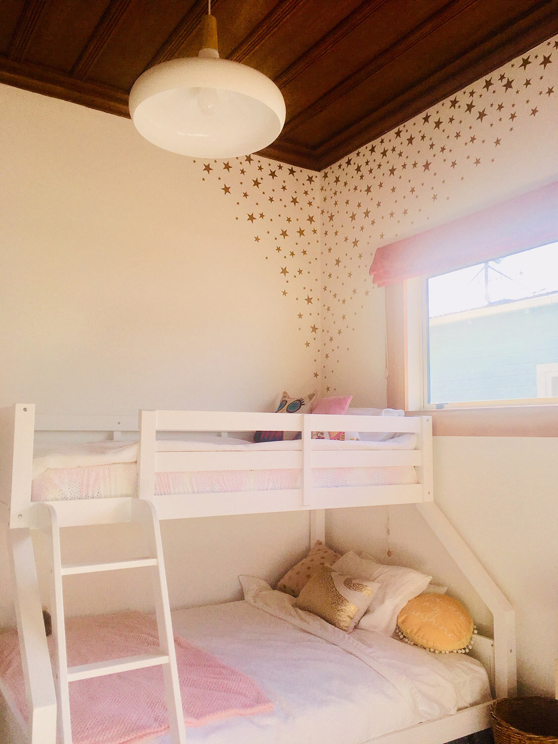Childs Bedroom Oozes Charm