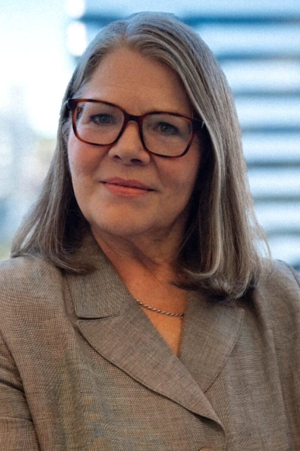 Gina Mitten