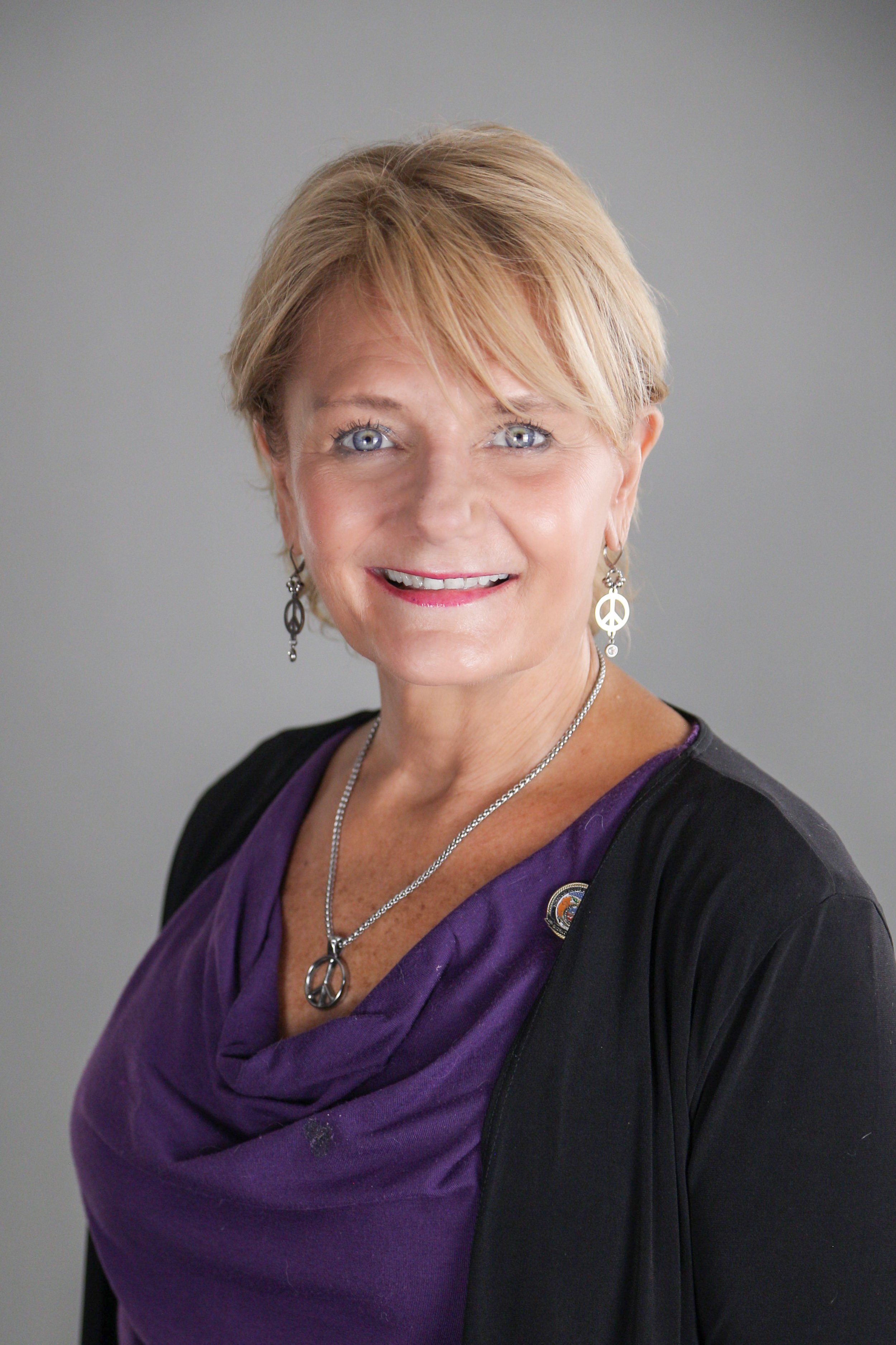 STLDCC Chair LaDonna Appelbaum