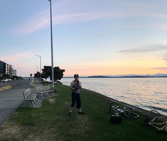 pretty excited to get back to biking! picking up an &lsquo;80s sekai roadie as soon as i get back to seattle, project pics soon to come😎😎 pic from alki, west seattle, 27 mi round trip