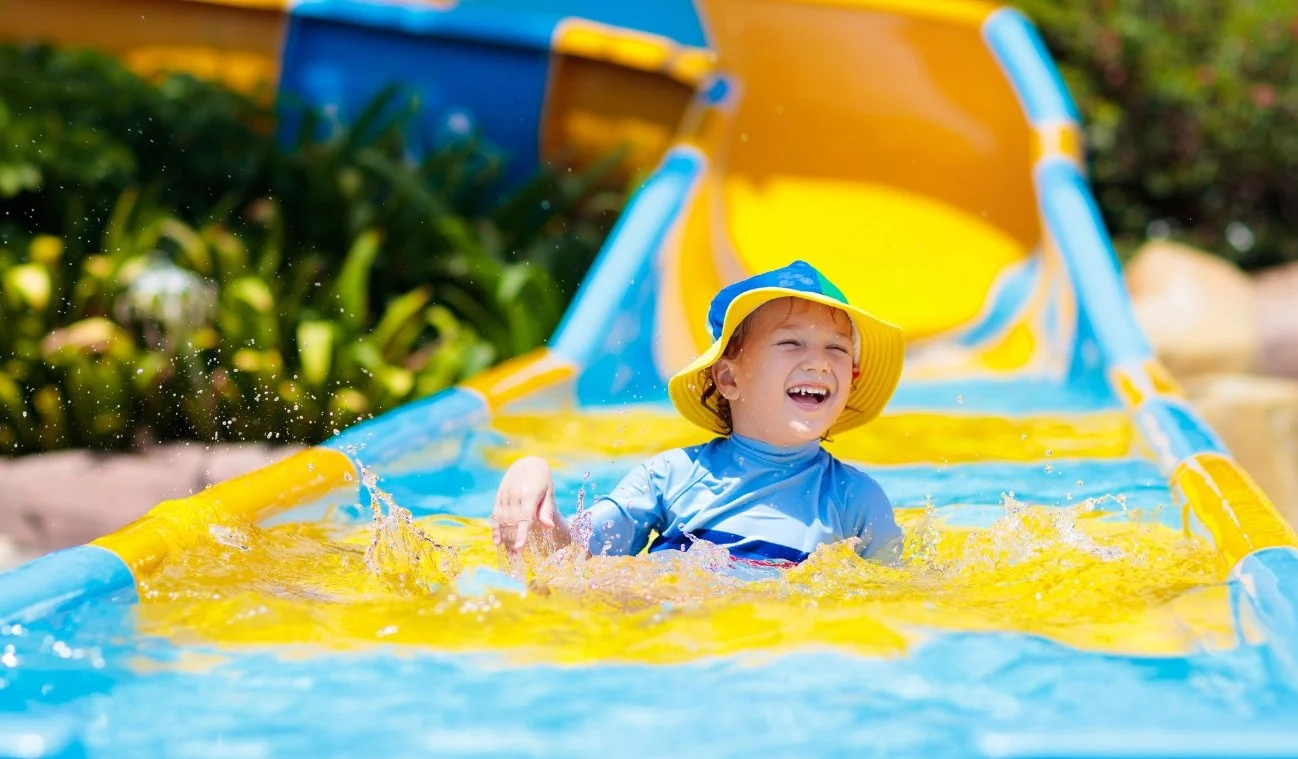 kids’ splash park play areas