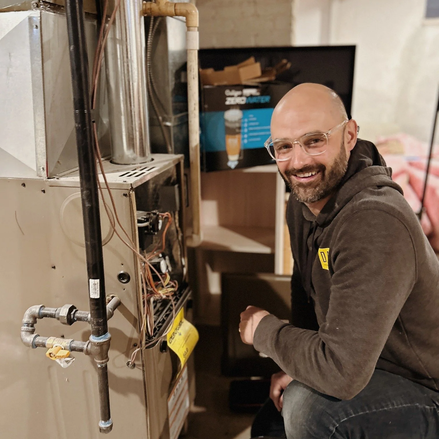 If you haven't already, meet Eric our lead service tech who always goes the extra mile and know HVAC inside and out!