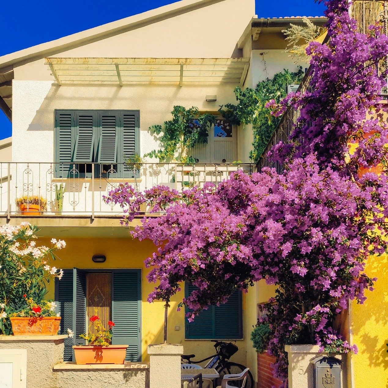 Did you know your A/C doesn't have to quit totally to be telling you something? 

If you've noticed any of these signs, your system may be struggling:

-Running constantly but not keeping up
- Higher electric bills than usual
- Warm spots in certain 