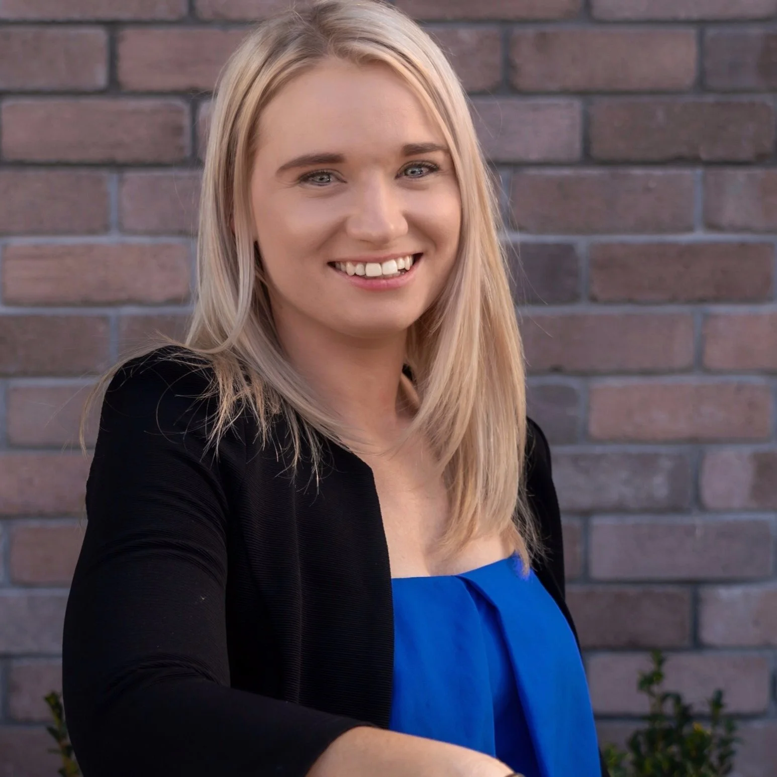 Laura Drury   Accounting Specialist