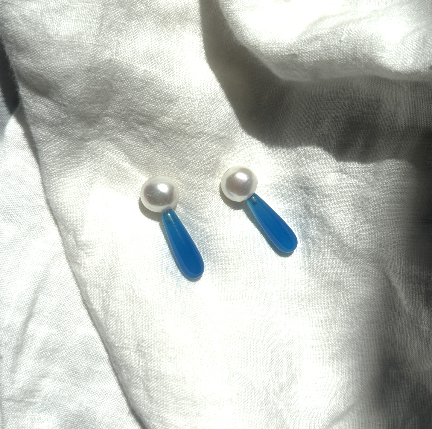 Pearl and blue agate drop earrings