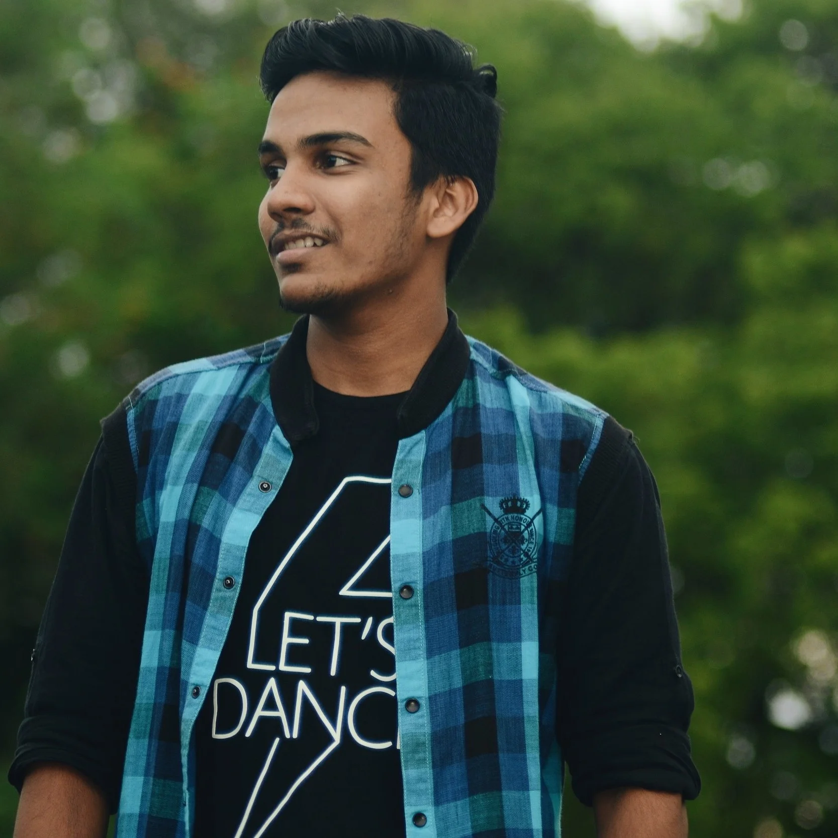 adolescent-boy-casual-1253811.jpg