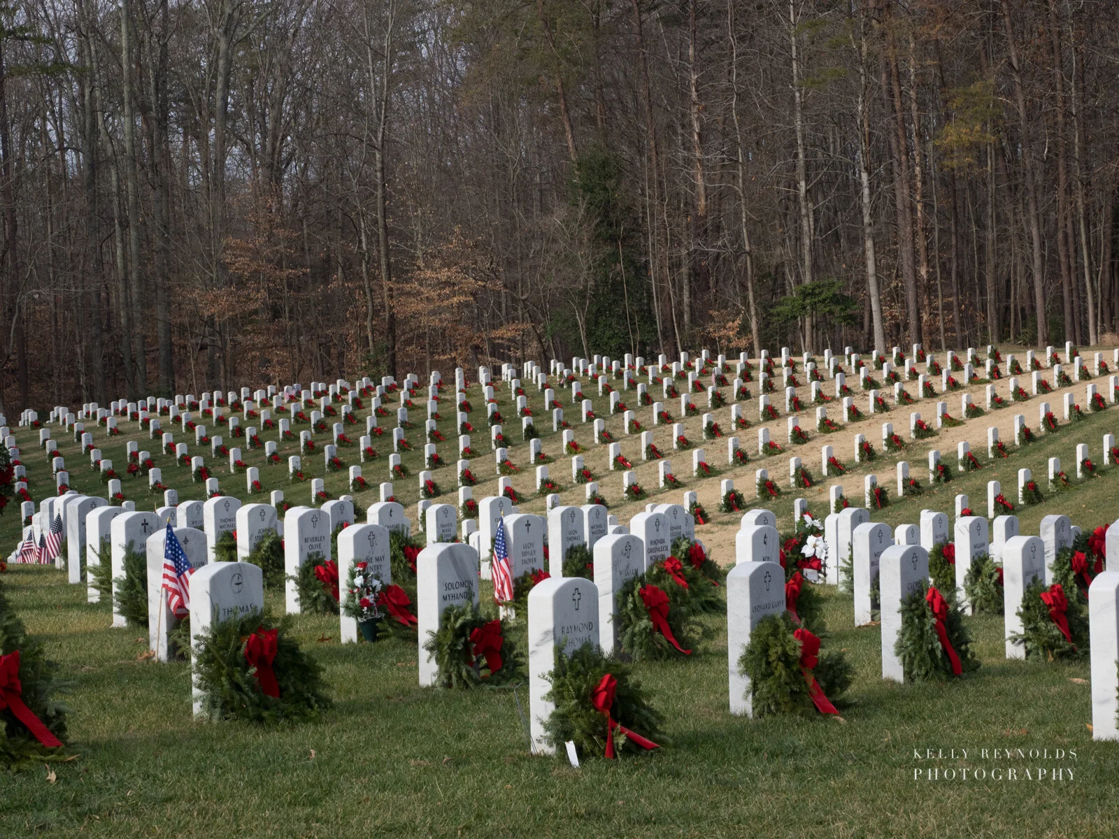 wreaths-across-american-2016_39607614032_o-1.jpg