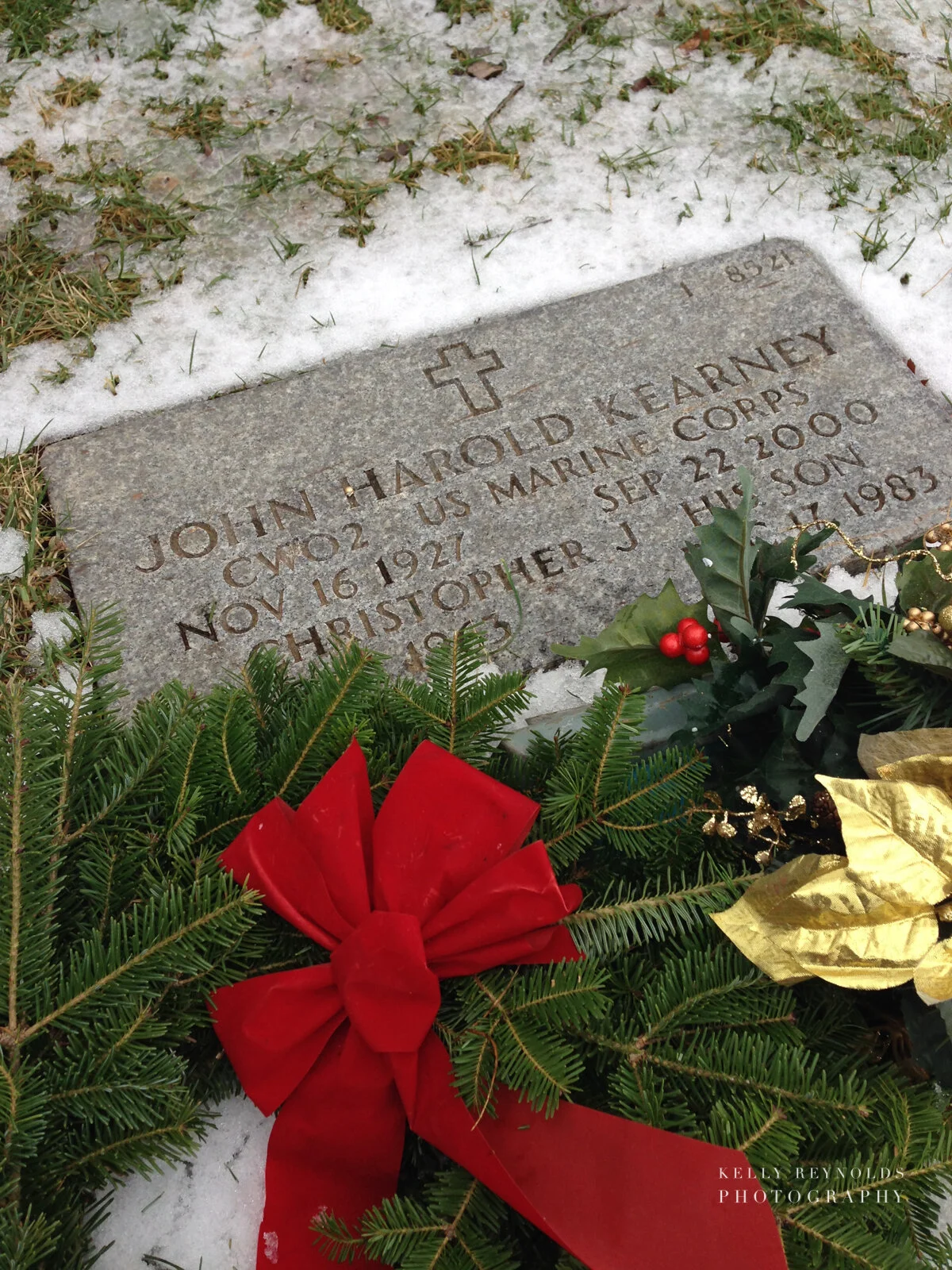 wreaths-across-american-2013_38928997114_o.jpg