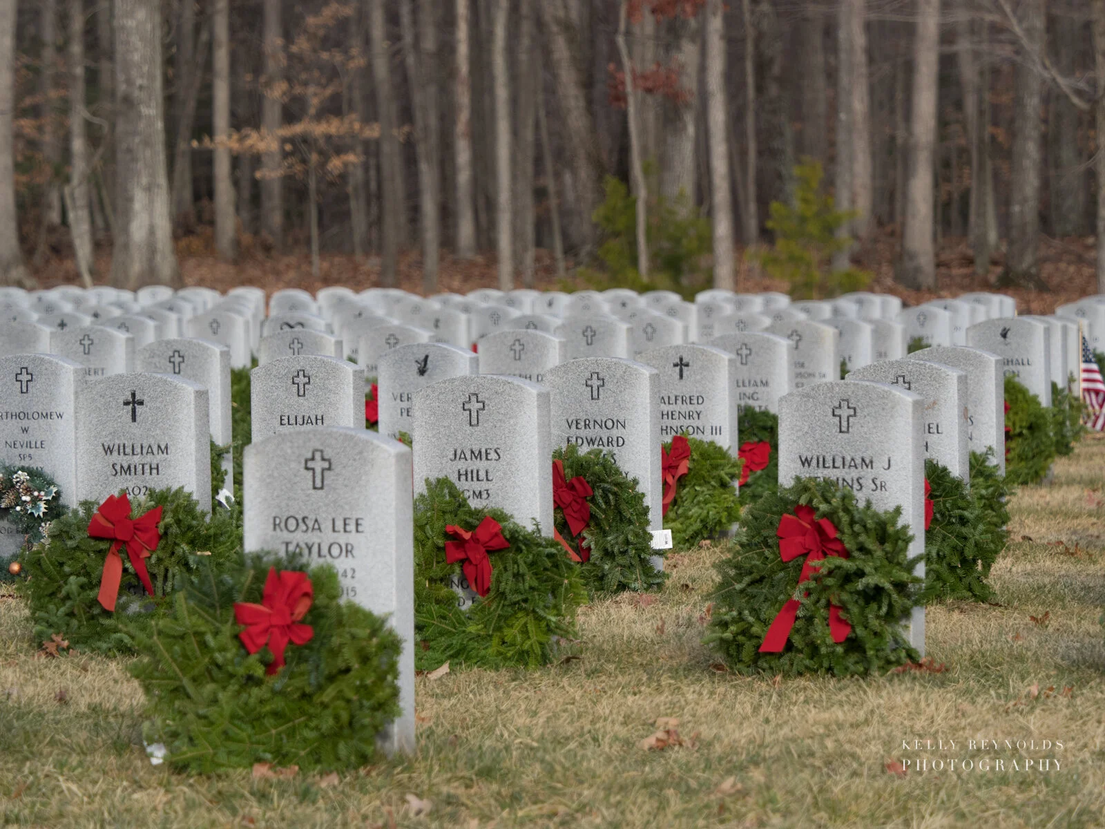 wreaths-across-american-2016_39607614632_o-1.jpg