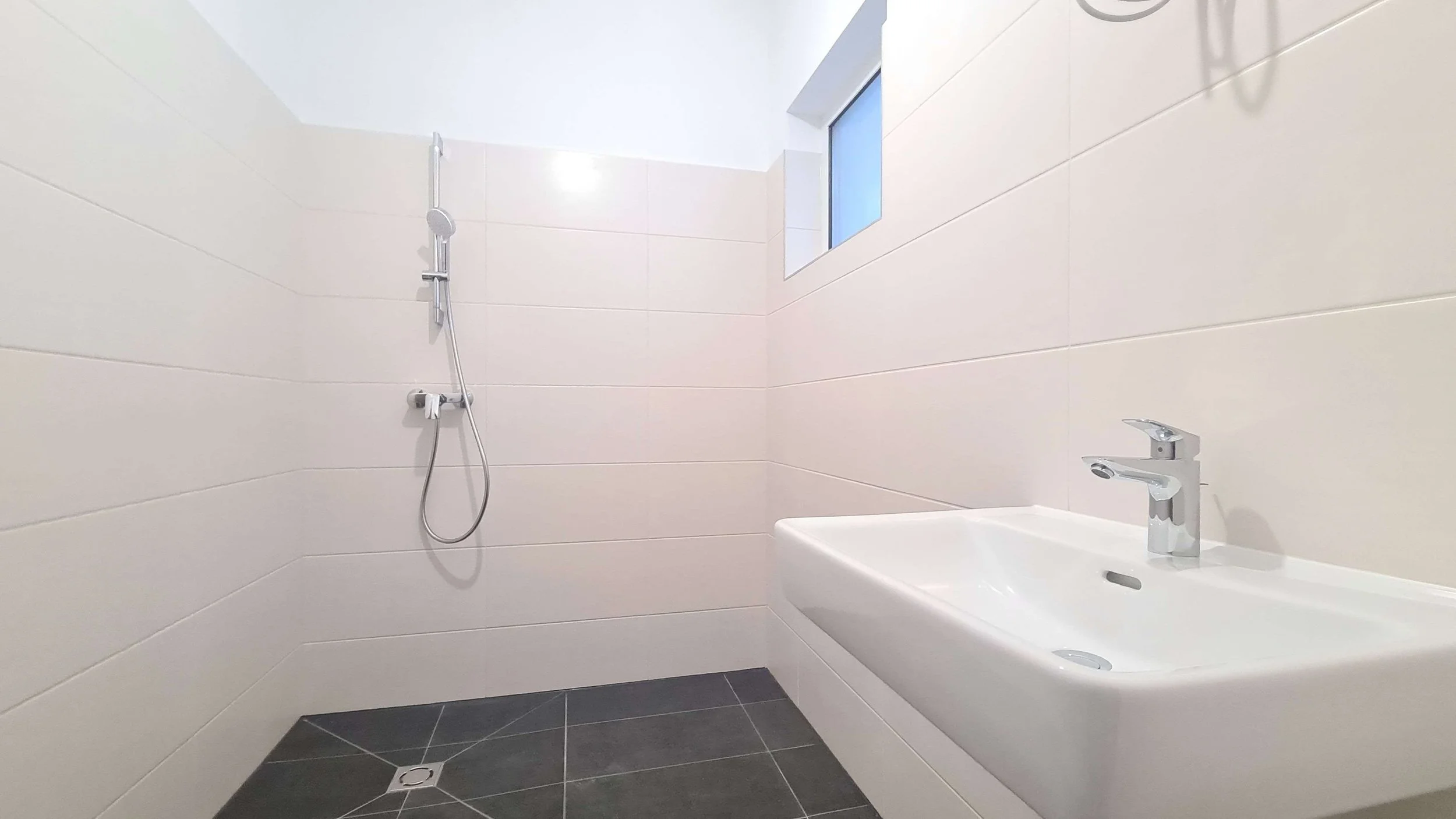 FJS Top 19 Badezimmer.jpg