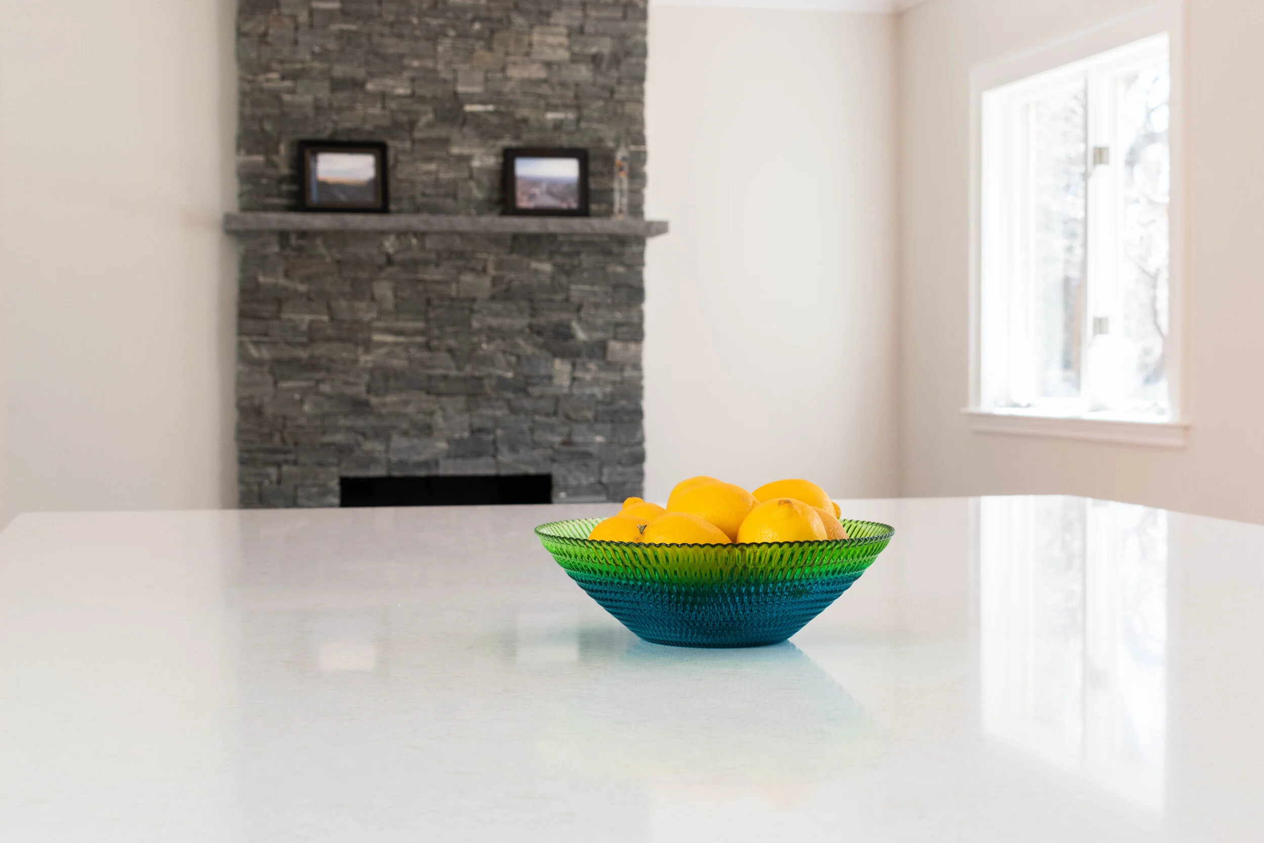 Material: Q-MSI - Glacier White Thickness, Finish & Stone Type: 3CM Polished Quartz Edge: Eased Sink: ZAP ZP3417 HMR