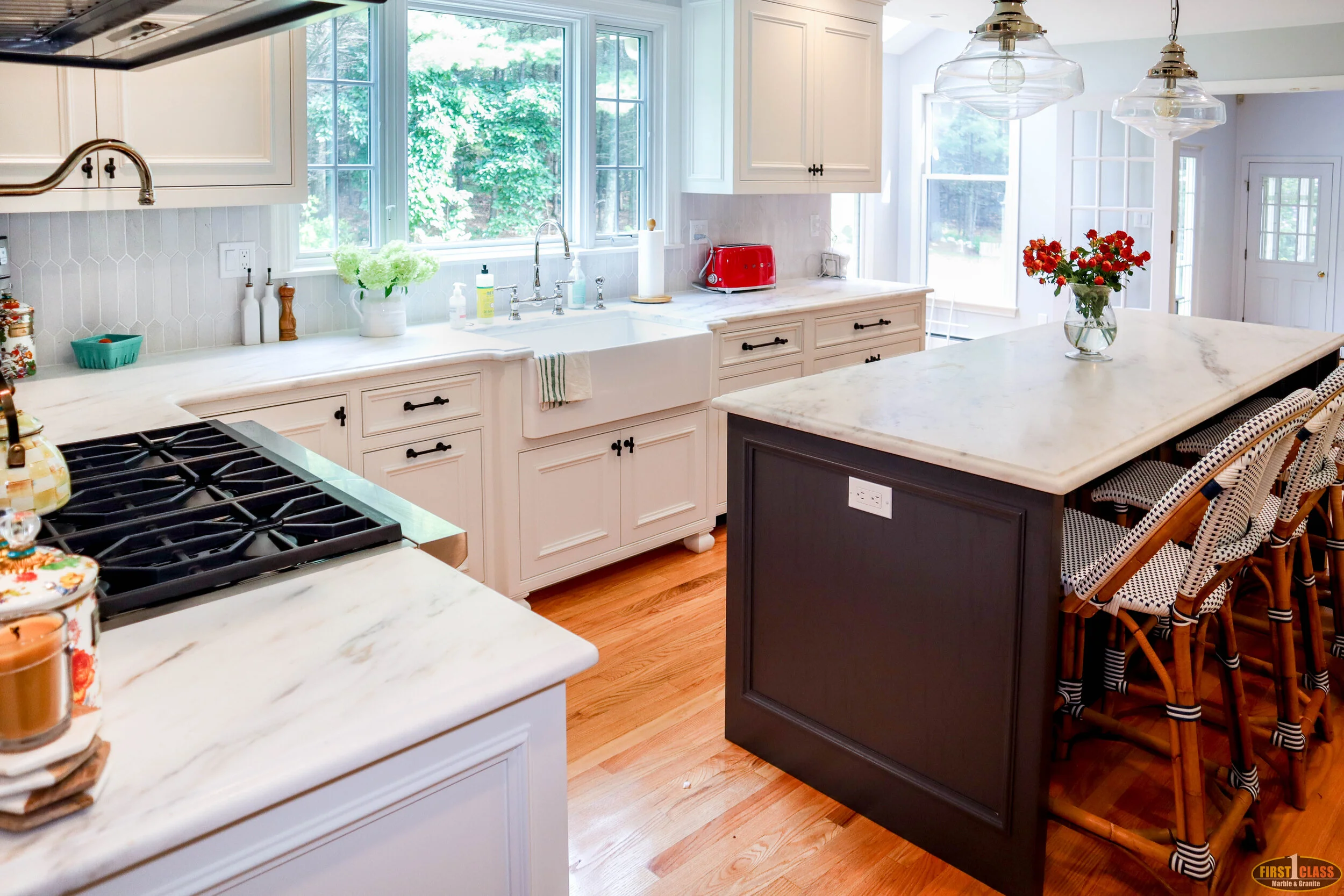 Material: Imperial Danby Thickness, Finish & Stone Type: 3CM Honed Marble Edge: Ogee Sink: Client’s Sink: Farmer/Apron