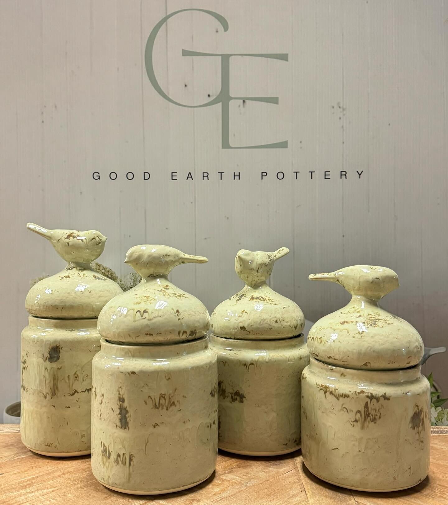 Our canister set with birds in pattern ✨CELERY✨

#thegoodearthpottery #goodearthpottery #goodearth #pottery #celery #madeinmississippi