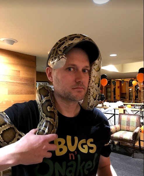 gigsalad snake hat.jpg