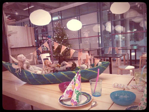 Synttärikemut museossa { kuokkavieras }