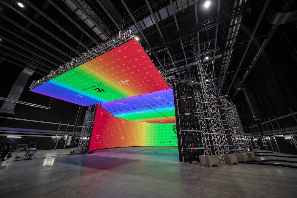 LISTEN NOW: Emily Stillman and Ryan Beagan at Warner Bros Studios talk about its state-of-the-art virtual production stage