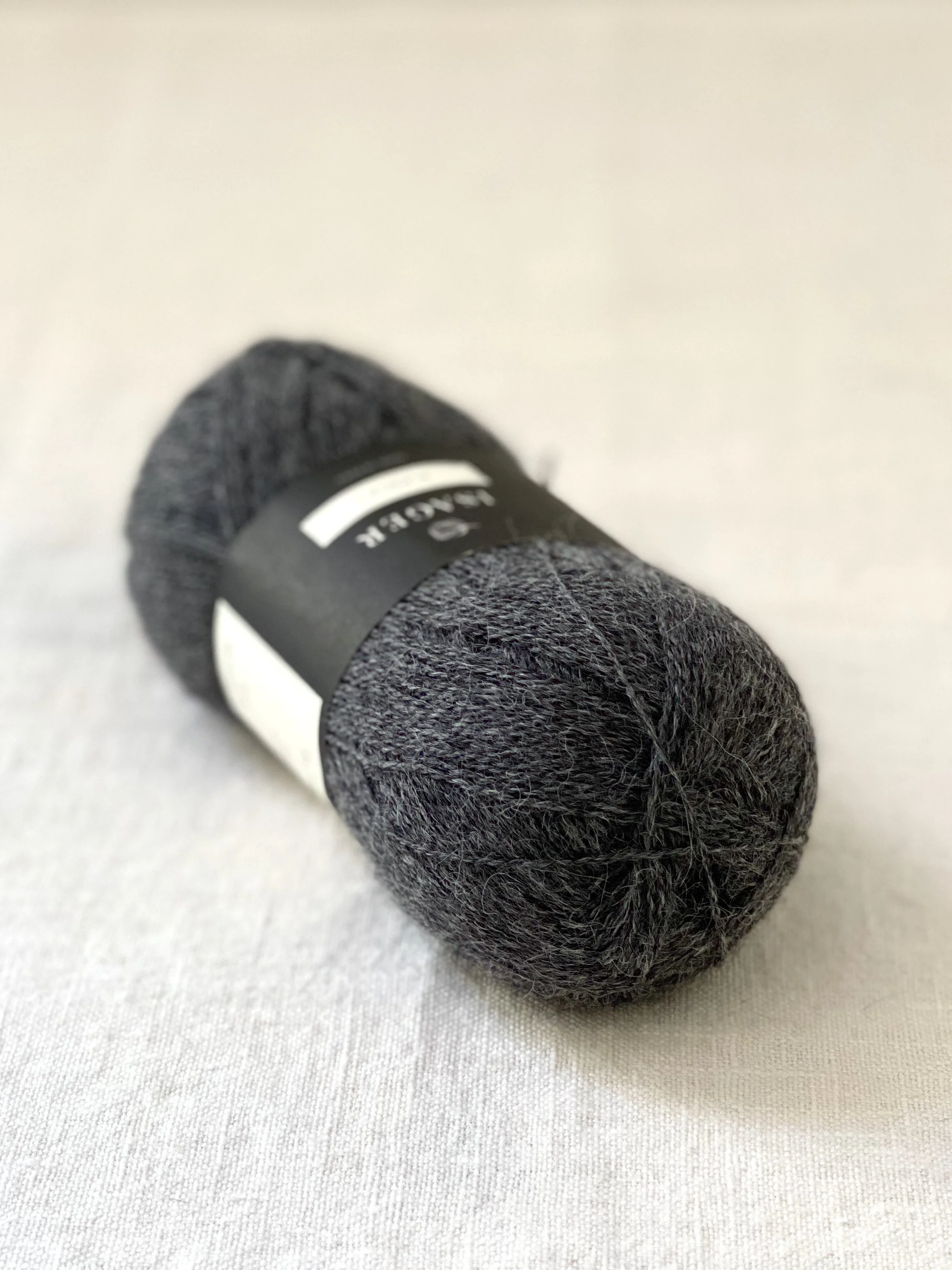 E2E38105-083B-4567-BB21-2748699408D2