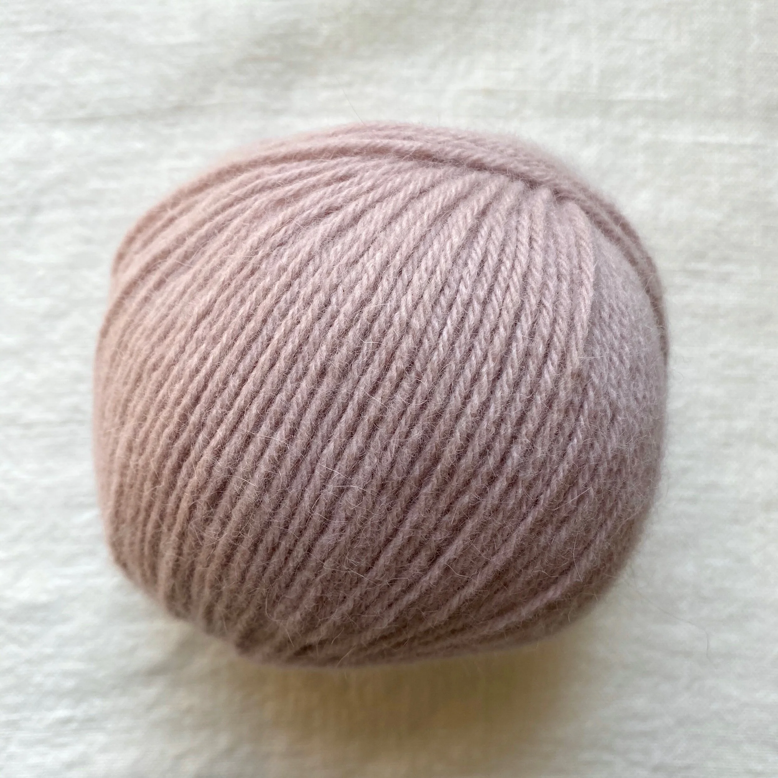 DB30A9CB-8E2F-4D99-863B-4F76583AD141