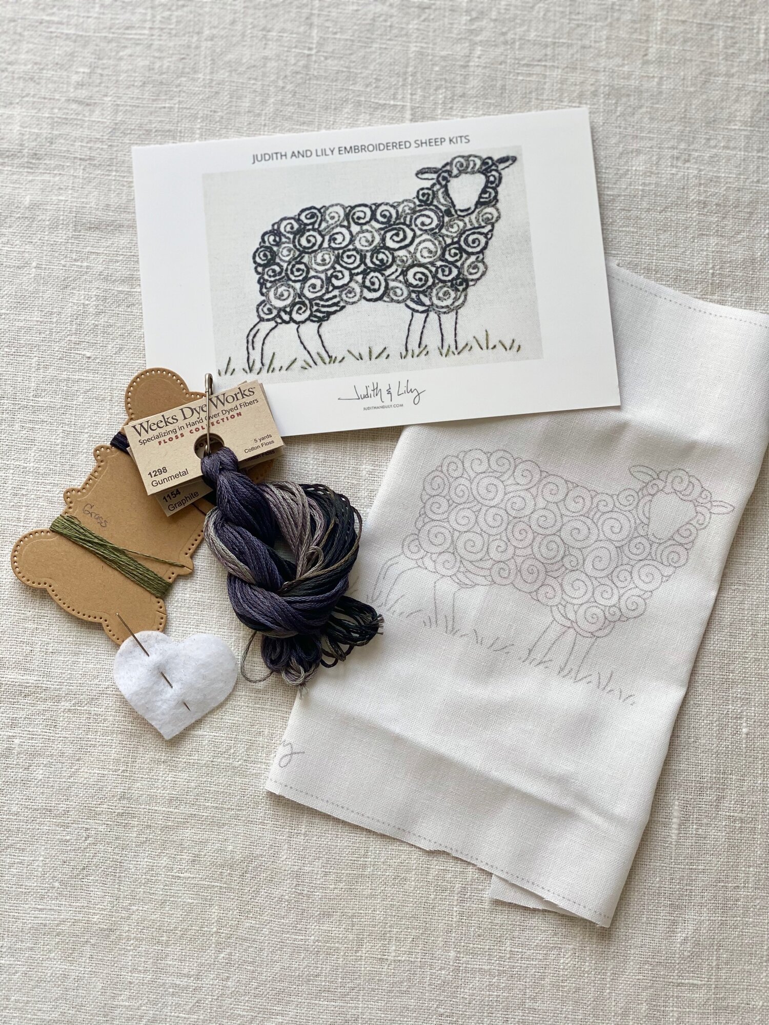 Sheep Embroidery Floss Holder - Trimits