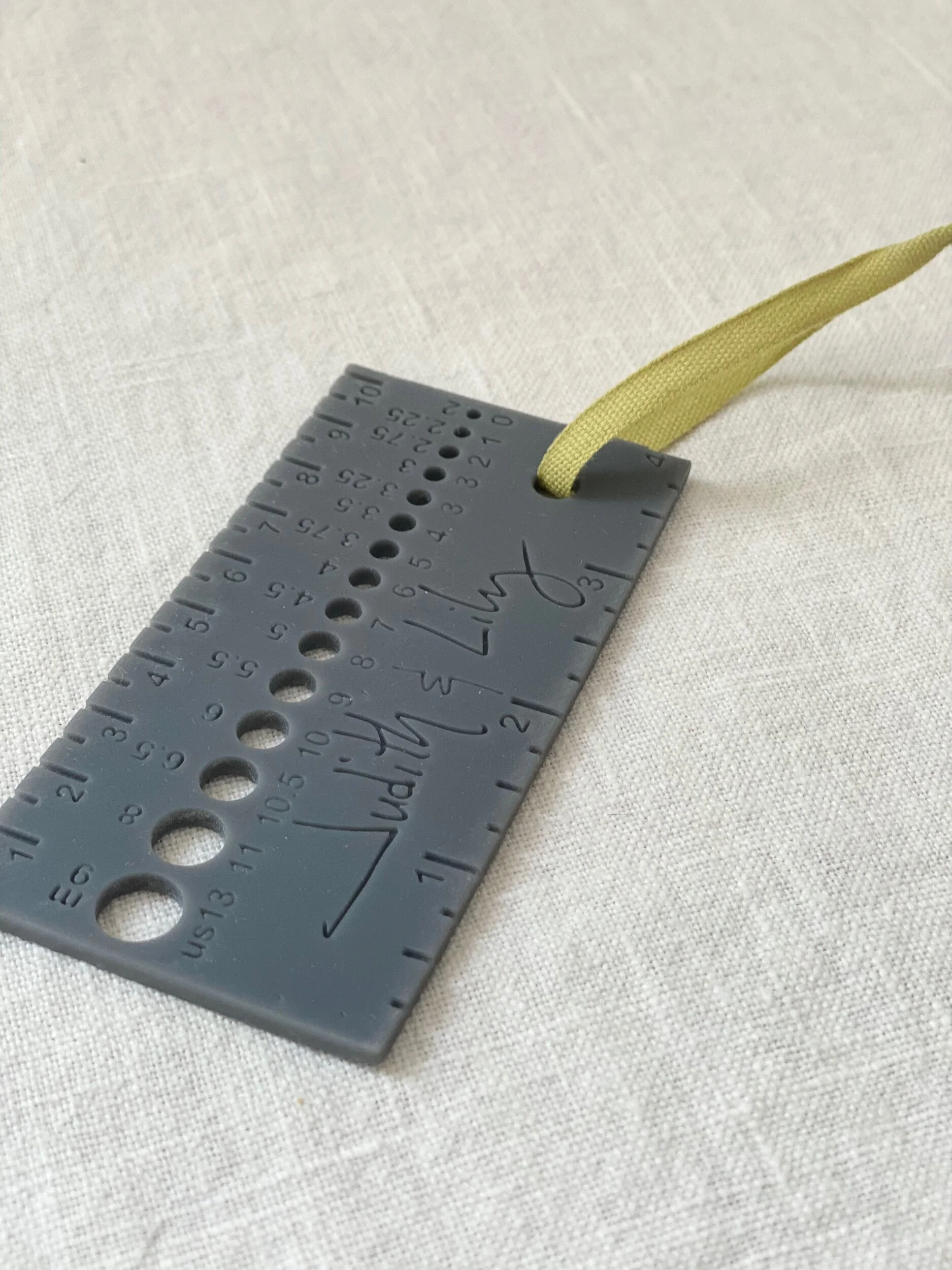 D1AF1FC0-510D-45E4-97C5-76014FCE12FD