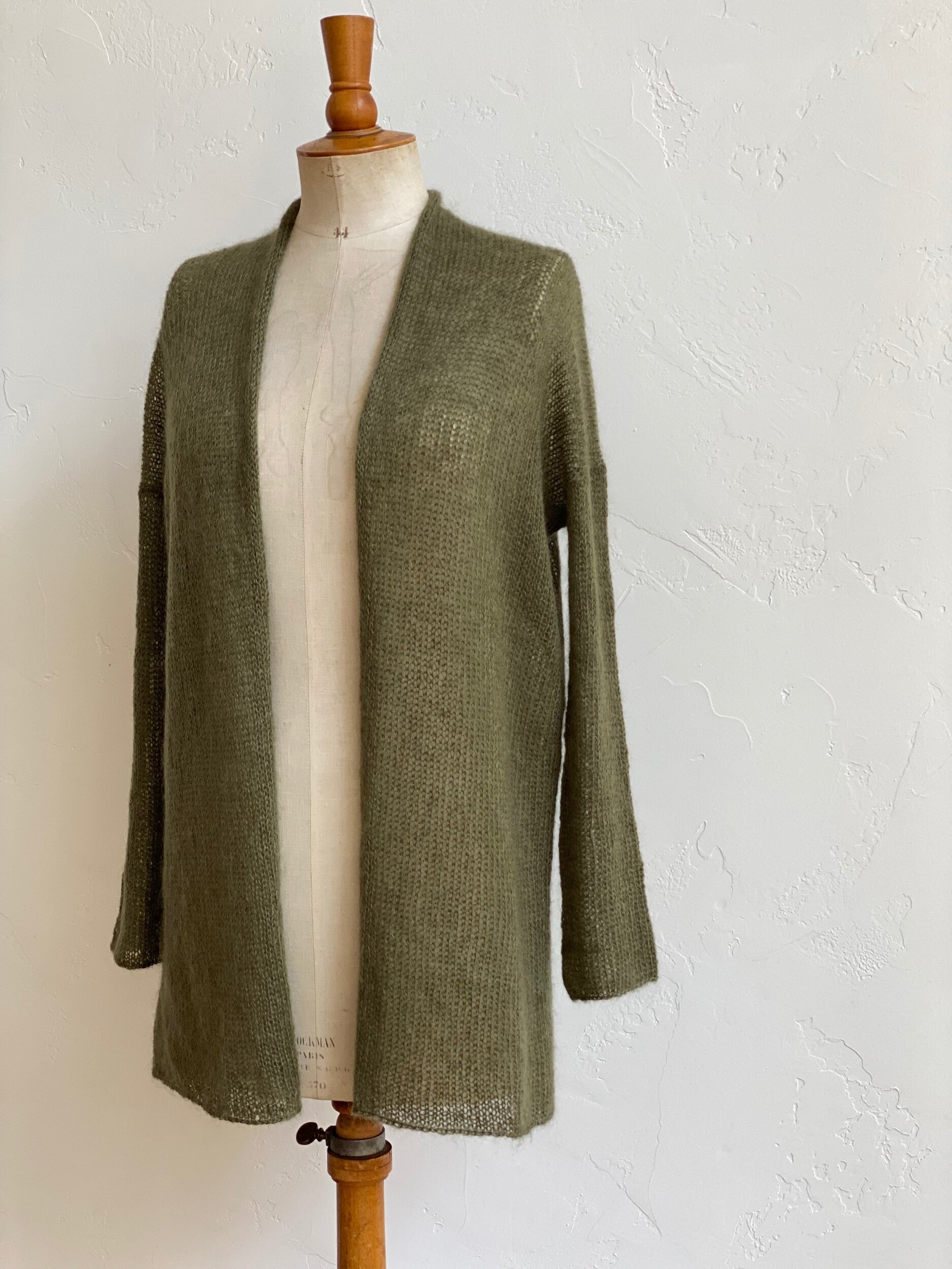 76C84C0C-95E5-4A97-80B4-53C2AADBF588