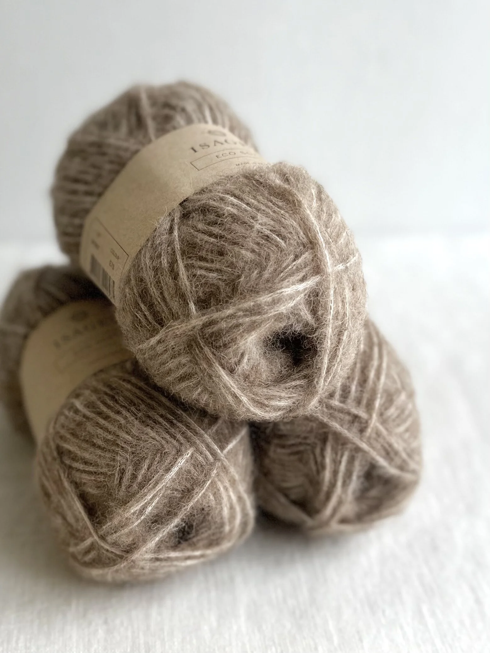 4ECA51DA-3BF7-4F0E-AFC8-6FCE54770BB2