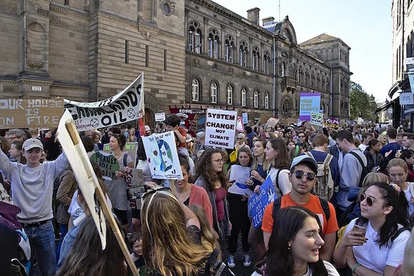 The Global Climate Strikes – Performative Activism and the Politically Disaffected Youth