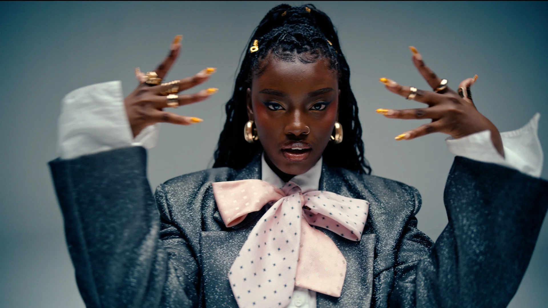 FILAH DC.mov.01_00_12_00.Still002.jpg