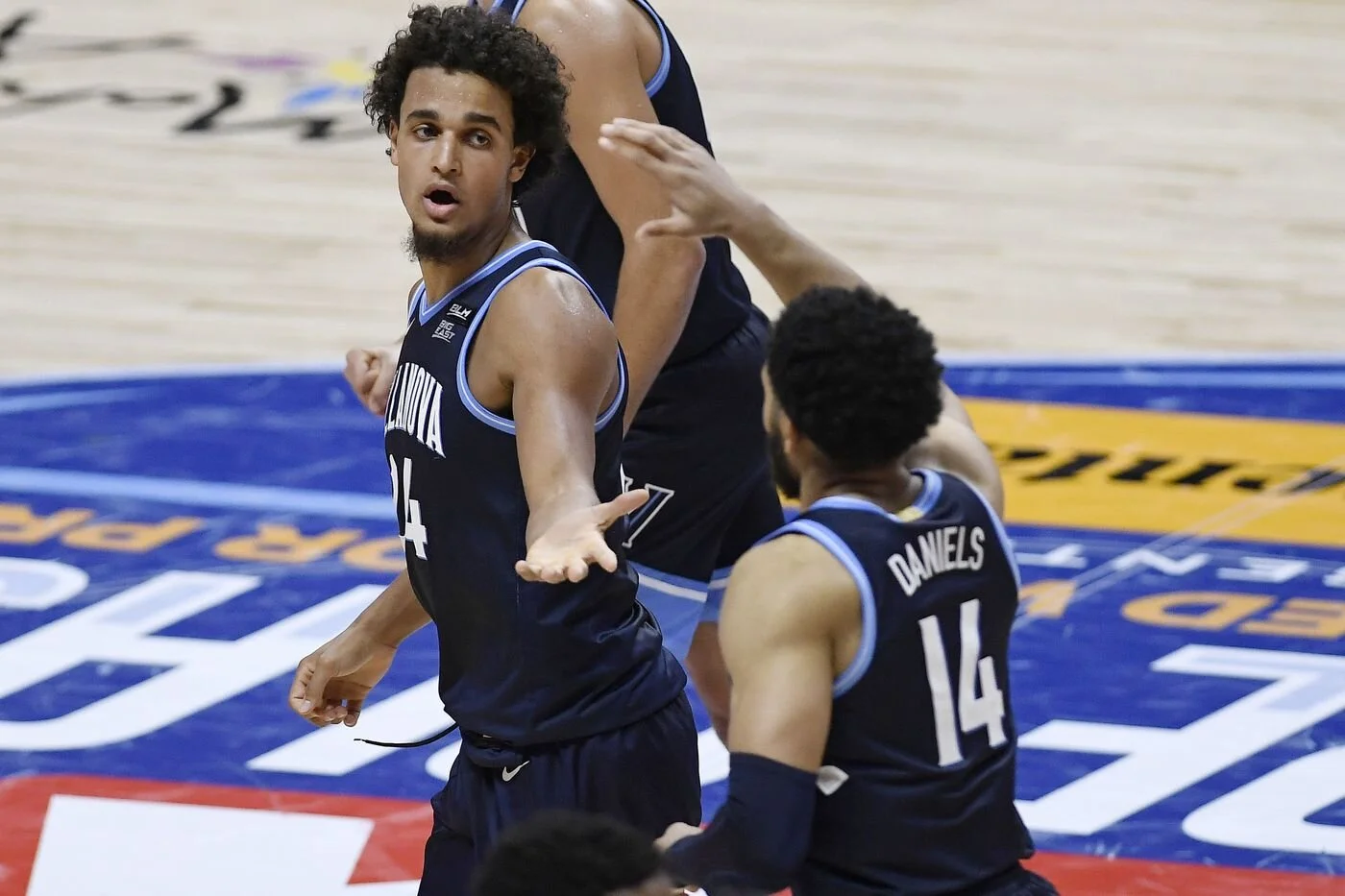 Leadership and Experience Lead Villanova Past Boston College in Season Opener