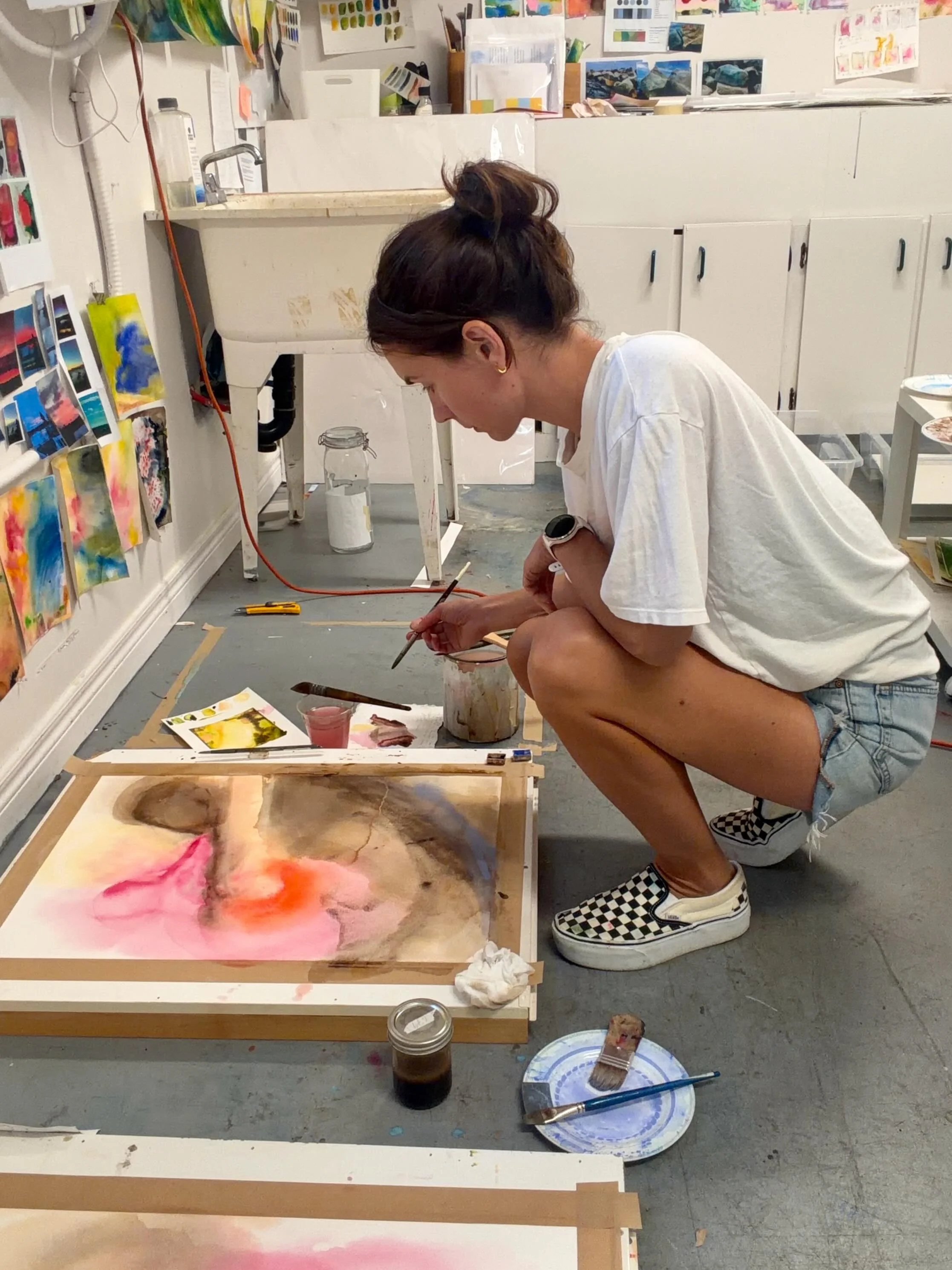 Studio lately 

#studiodays #summerpainting #artiststudio #watercolour