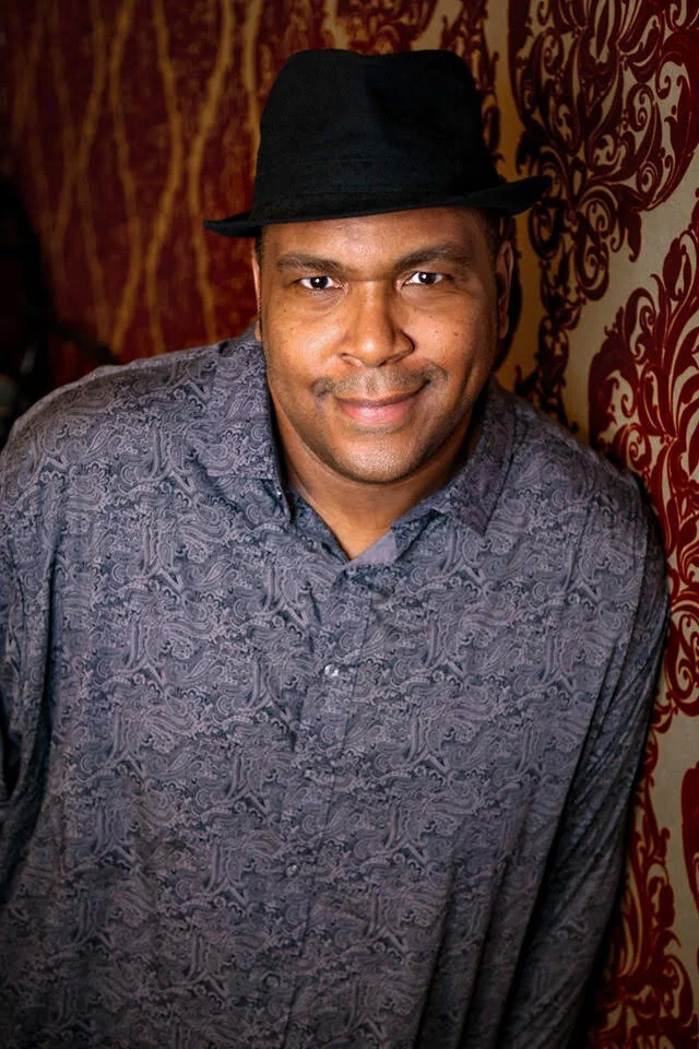 LARRY XL's smart and sometimes wacky style has made him a favorite with audiences from Florida to Canada. He's been a finalist in comedy competitions in his native Baltimore and neighboring cities like Washington, DC and Philadelphia. Soon after he started performing at area clubs, Larry XL recorded a concert CD with the DC Standup All-Stars, 2004's DC Standup vs. Earth and later his own live CD, 2005's The City That Bleeds. He then hit the road performing in some of the nation's best comedy clubs (and anywhere else with electricity) opening for the likes of Bobby Slayton, Jim Florentine and Charlie Murphy. He has also been heard on XM Satellite Radio and Baltimore's 98 Rock.